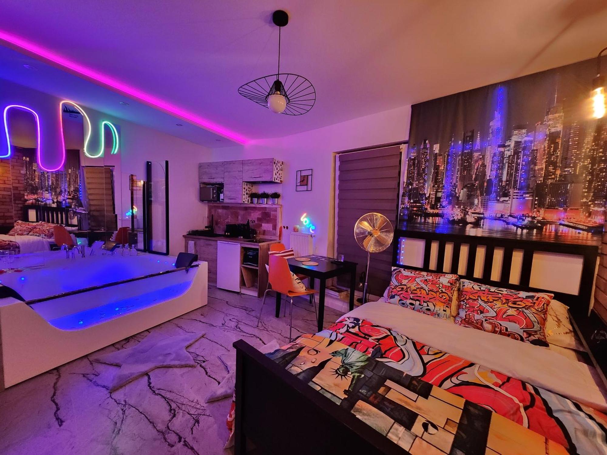 Jacuzzi & Sauna Apartament Gdansk Centrum — Photos 1